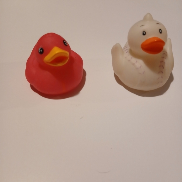 Colorful Rubber Duck Collection. Set Of 11 - Picture 8 of 10